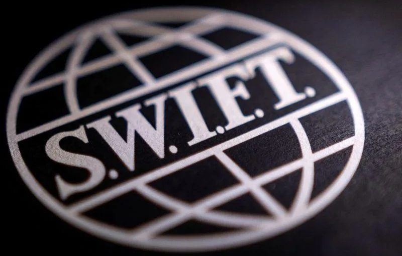 Swift.r