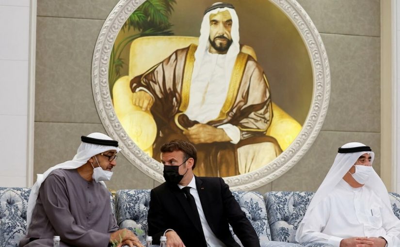 Mcronuae.afp_