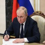 Putinf.r