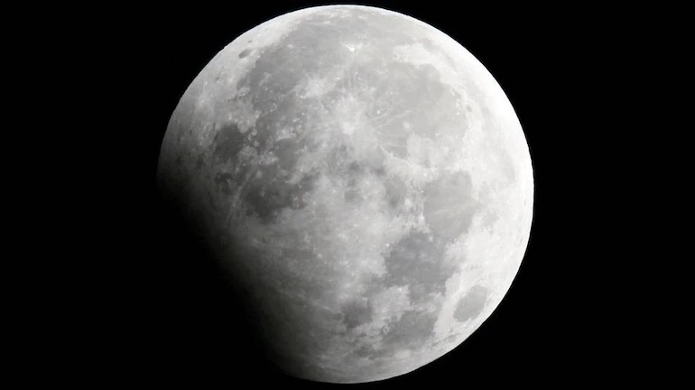 Moonr.r