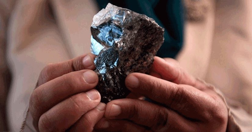 De Beers warns that diamond mines may run out in 25 years