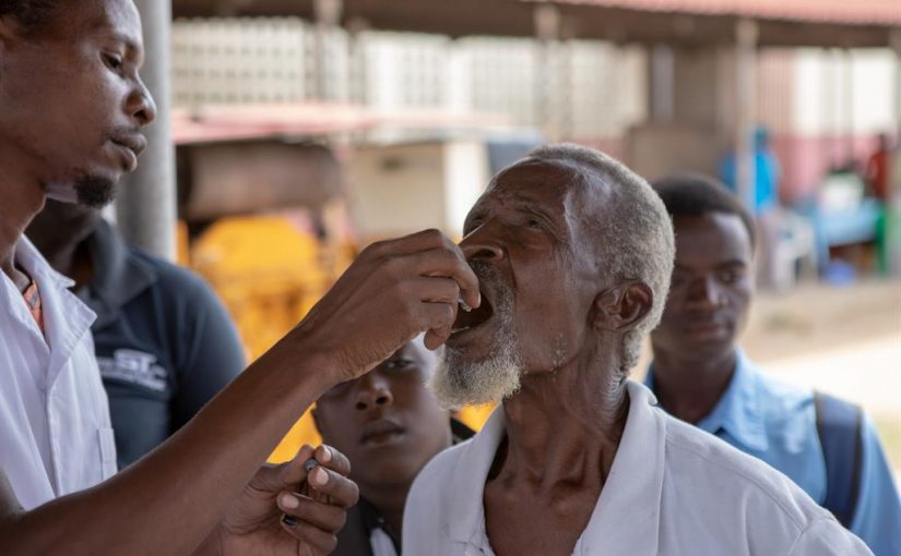 Mozambique-cyclone-idai-old-man-oral-cholera-vaccine.tmb-1024v