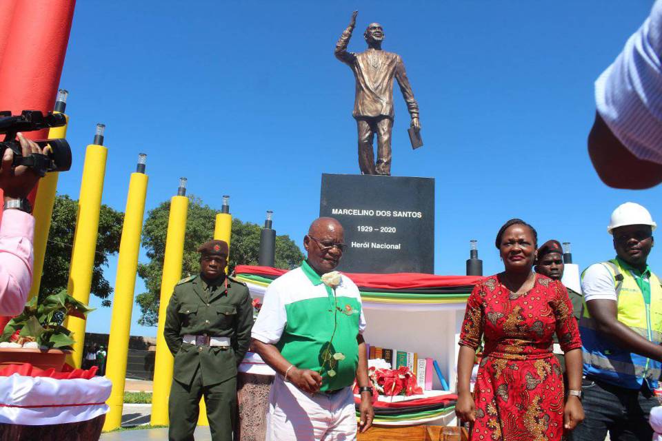 Mozambique Monument In Honour Of Marcelino Dos Santos Unveiled Watch Club Of Mozambique 2728