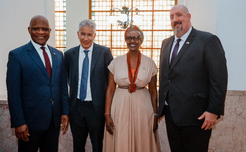 Unaids.und_.tt_