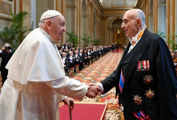 Popevat.afp_