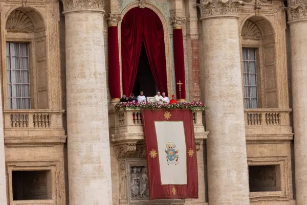 Popefresterurbiedorbi.cna_