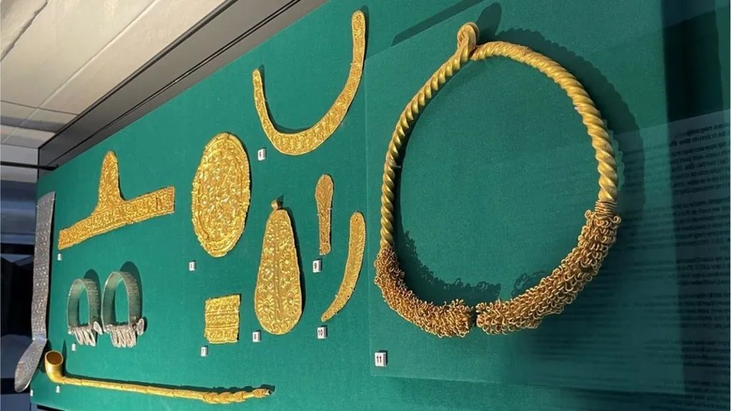 Asante Gold Artefacts: Ghana Rejoices As ‘crown Jewels’ Looted By 