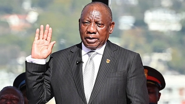 Ramaphosainaug.b