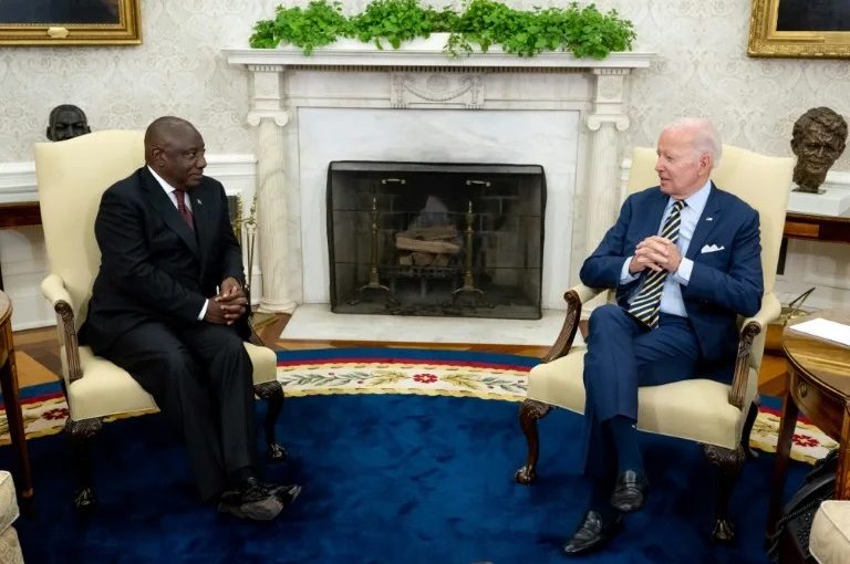 Bidenj.r