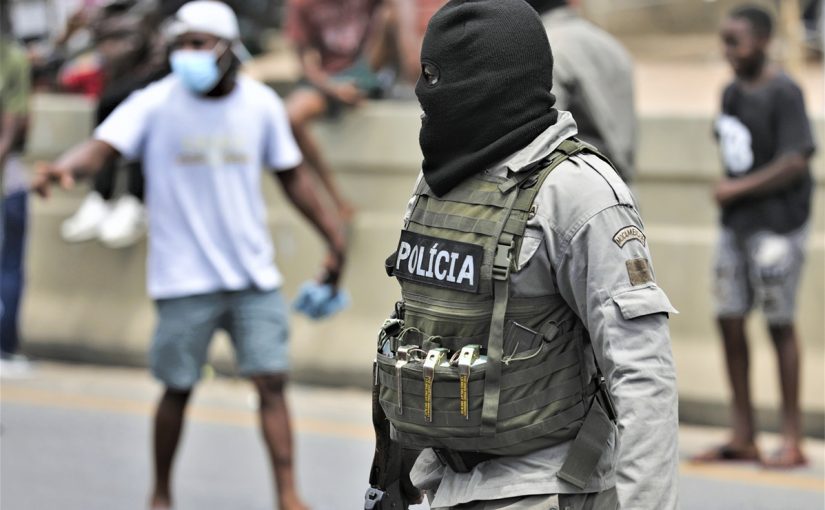 Policeifl.lusa_.lusa_