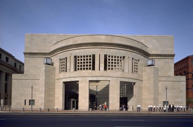 Ushmm.file_