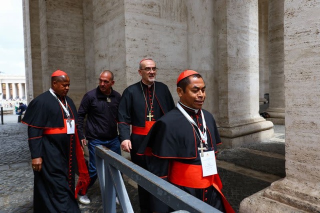 Catholicchurch..arrivalconclave.r
