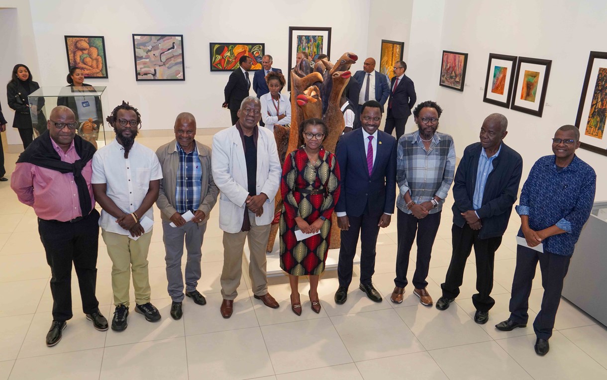 Bank of Mozambique hosts ‘Echoes of Time’ exhibition
