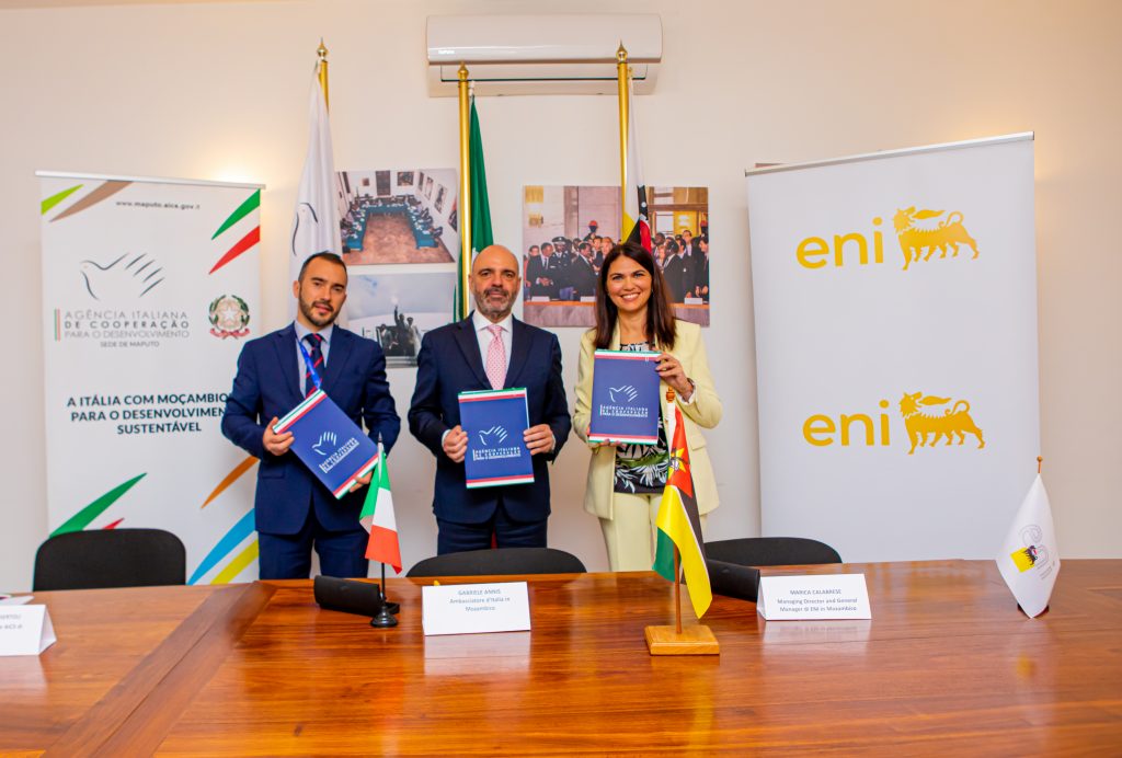 ENI-Assinatura-do-memorando-Maputo-29