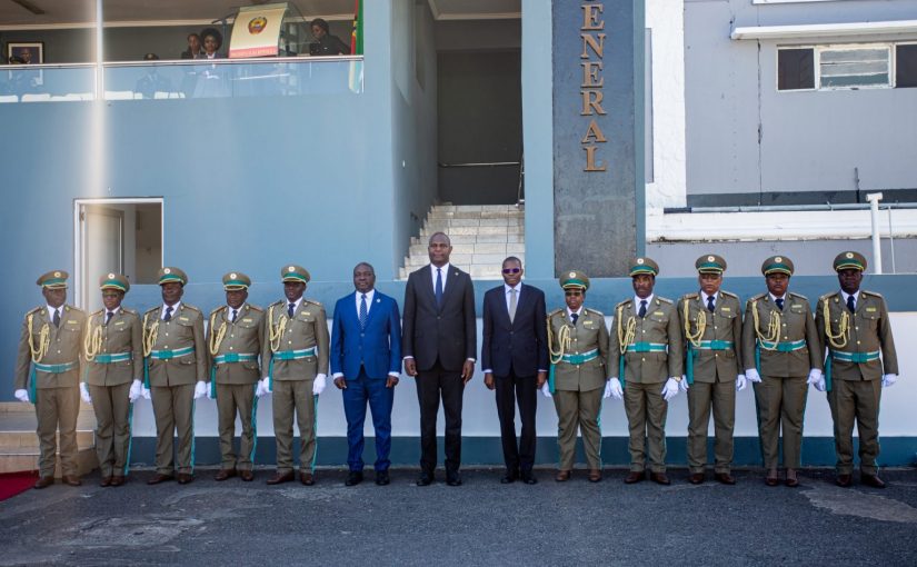 Presidente-da-Republica-orienta-Cerimonia-de-Tomada-de-Posse-e-Patenteamento-de-Oficiais-das-Forcas-Armadas-Policia-Migracao-e-Guarda-Penitenciaria-101-1536x1034