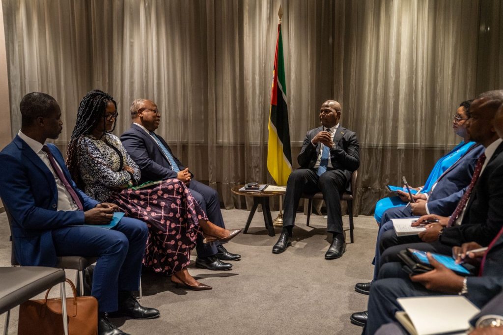 Presidente-da-Republica-recebe-CEO-da-Africa50-2-2