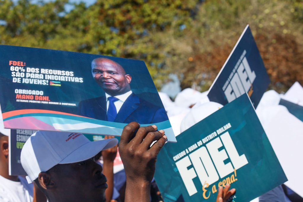 Presidente-da-Republica-lanca-o-Fundo-de-Desenvolvimento-Economico-Local-FDEL-no-distrito-de-Vilankulo-provincia-de-Inhambane-12