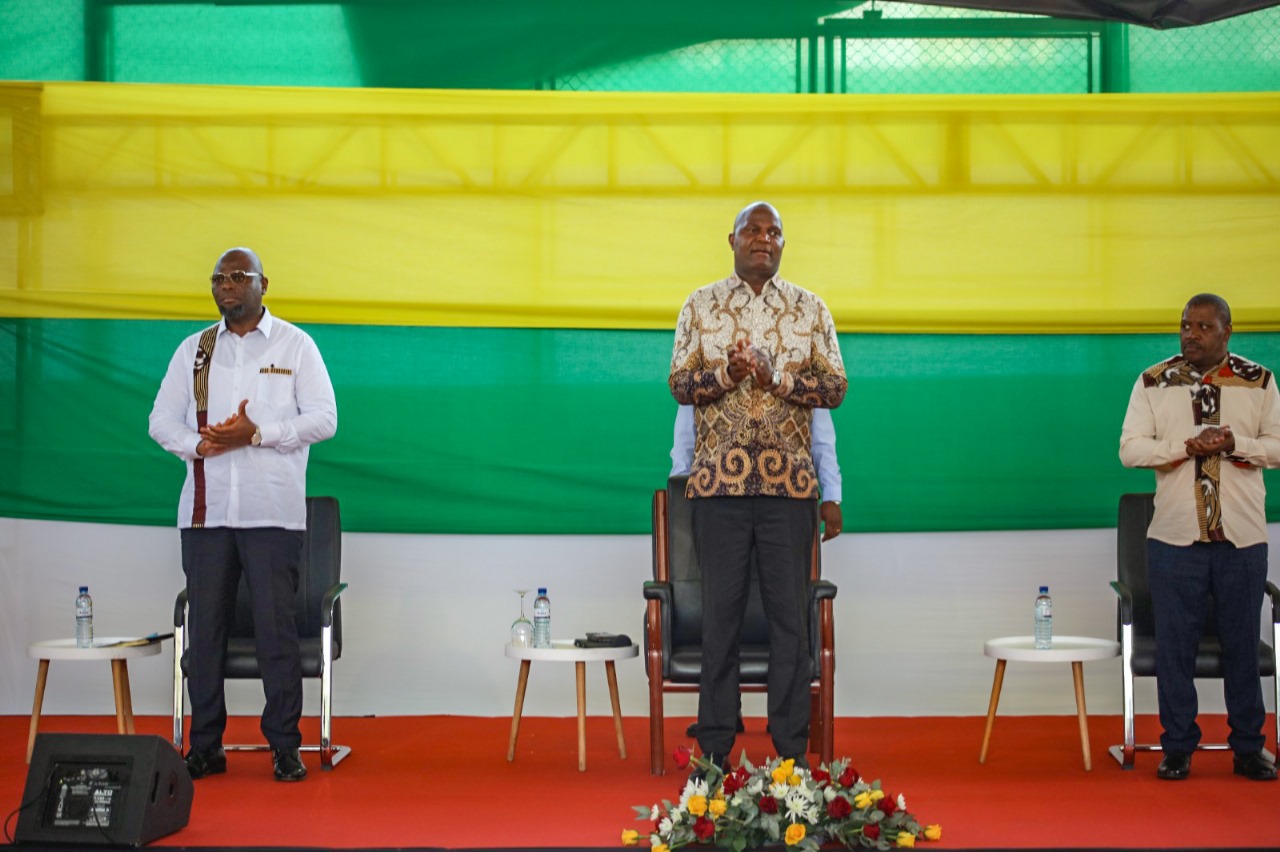 Mozambique: Maputo must be example and mirror of decentralisation process, consolidation of democracy – president
