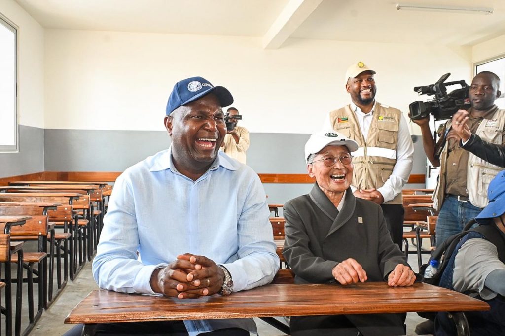 Presidente-da-Republica-durante-a-inauguracao-de-10-escolas-erguidas-no-ambito-da-reconstrucao-pos-ciclone-Idai-na-provincia-de-Sofala-6