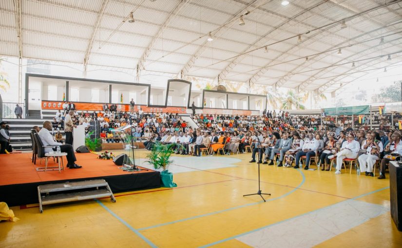 Presidente-da-Republica-reune-se-com-Funcionarios-e-Agentes-do-Estado-na-Cidade-de-Maputo-2-1536x1024