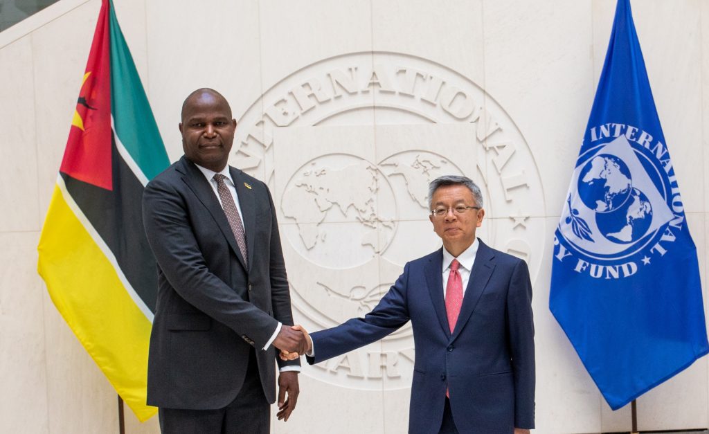 Presidente-da-Republica-visita-a-sede-do-FMI-em-Washington-D.C-9