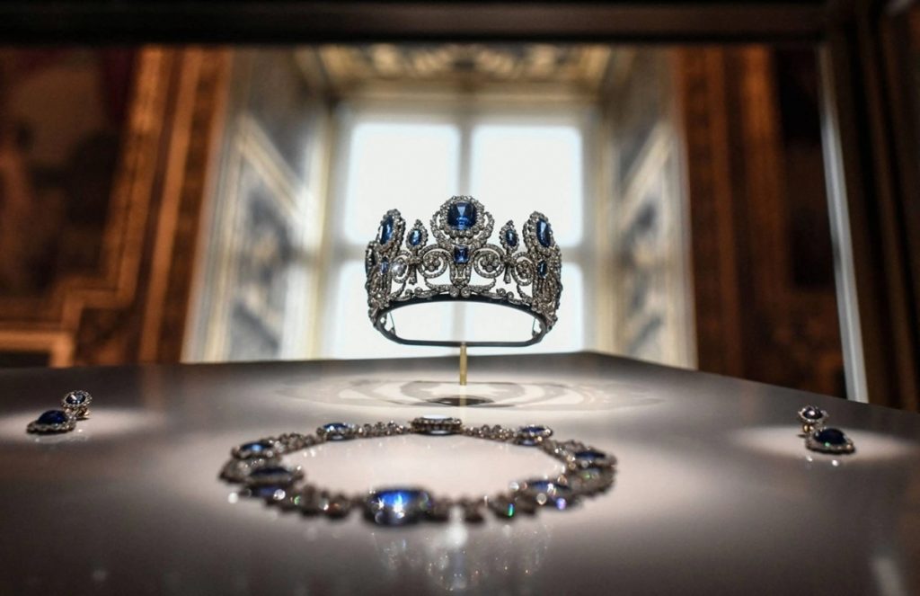 Crjlouvre.afp_
