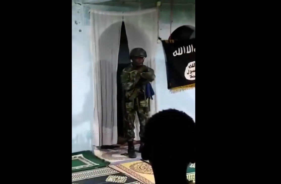Three jihadists ‘give a lecture’ in Mocímboa mosque – AIM report | Watch