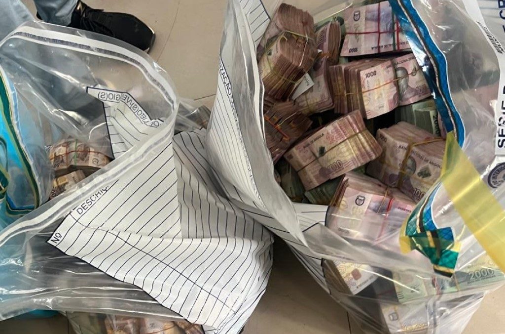 Ea94282bb491-Angola-Photo-2-Catalyst