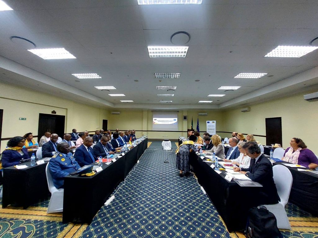 Eumoz.fb_.pemba_.fb_